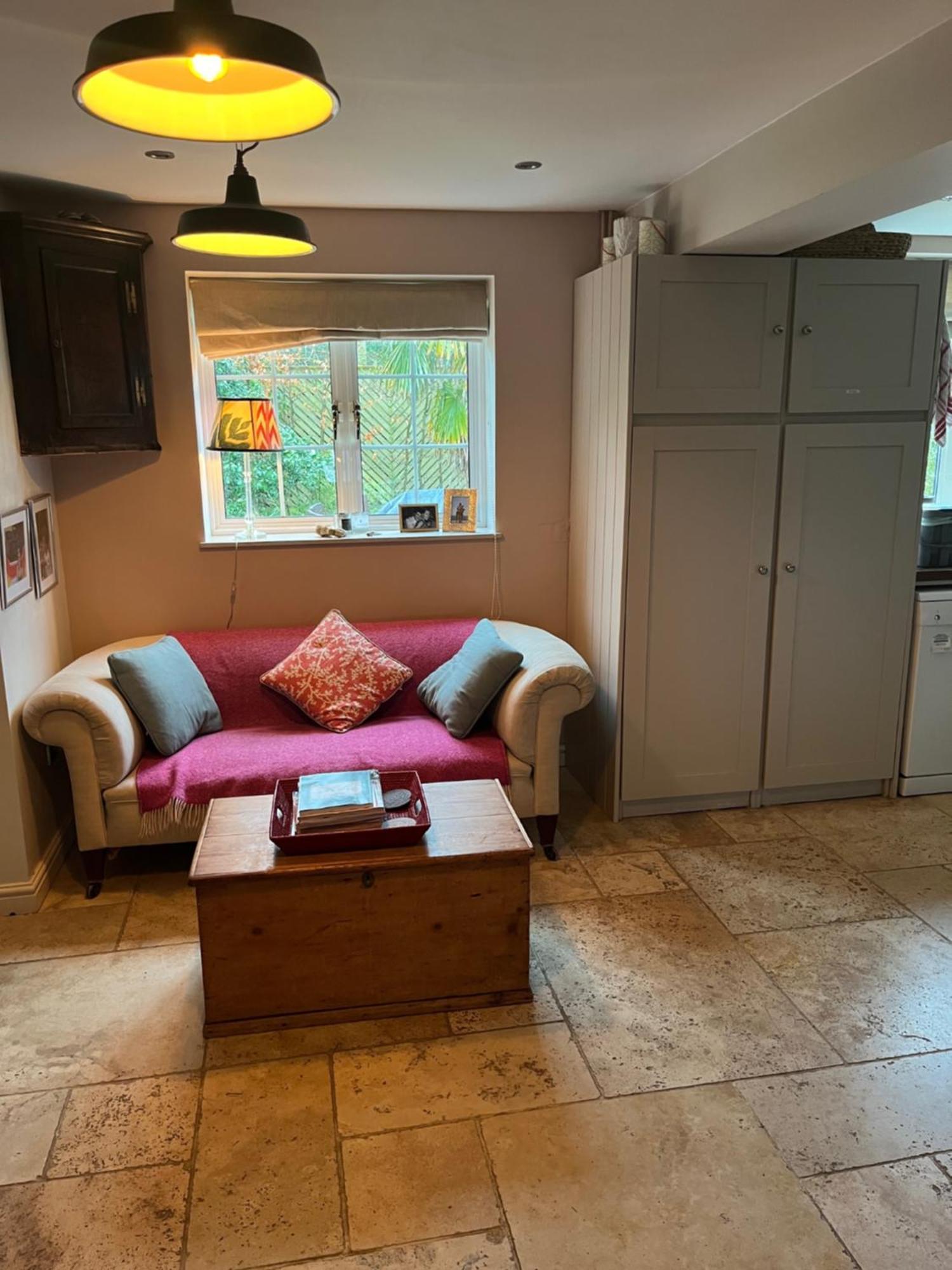 Entire Home, Child Okeford, Dorset - Sleeps 10 Blandford Forum Exterior photo