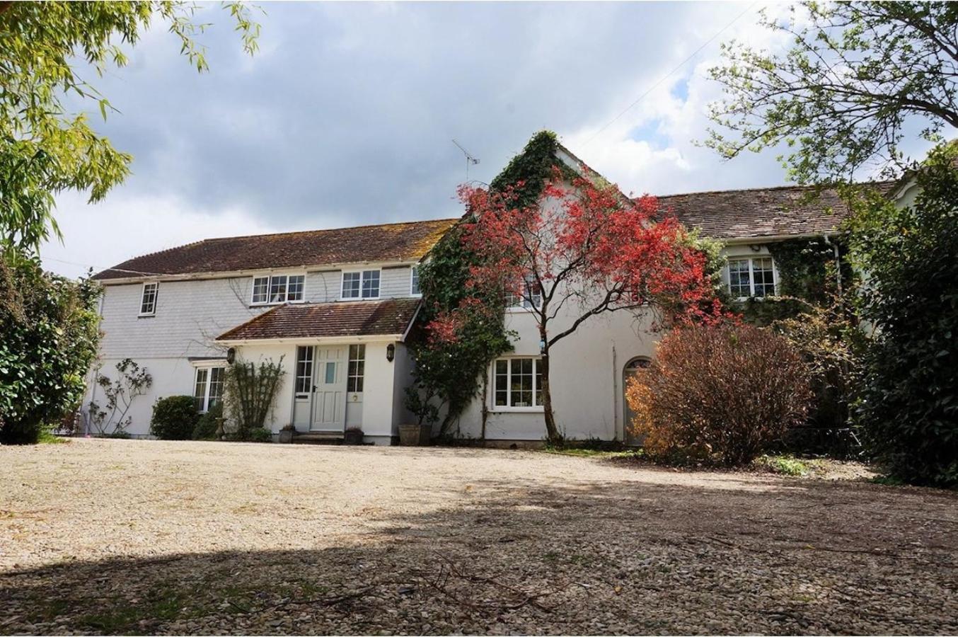 Entire Home, Child Okeford, Dorset - Sleeps 10 Blandford Forum Exterior photo